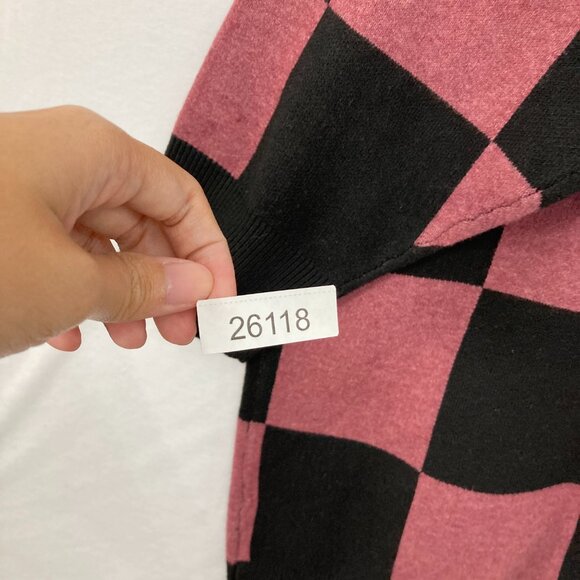 Torrid size 4X Pink Black Checkered Luxe Cozy Jacquard Boyfriend Cardigan Tunic - Picture 11 of 11
